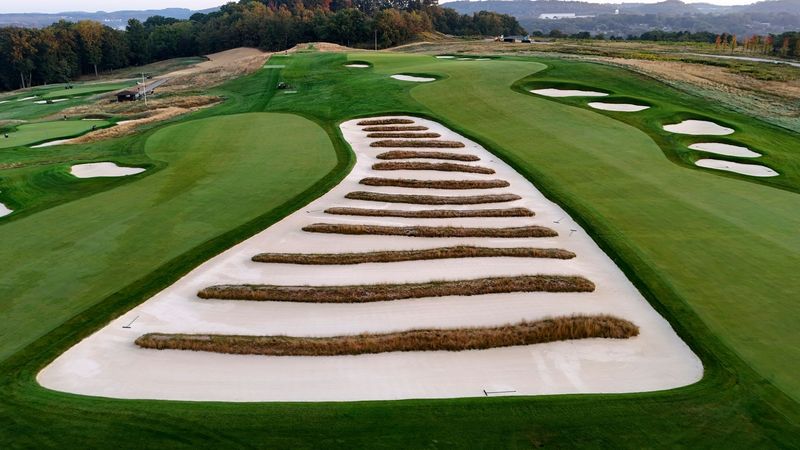 Extreme Par-70 Layout with Monster Holes