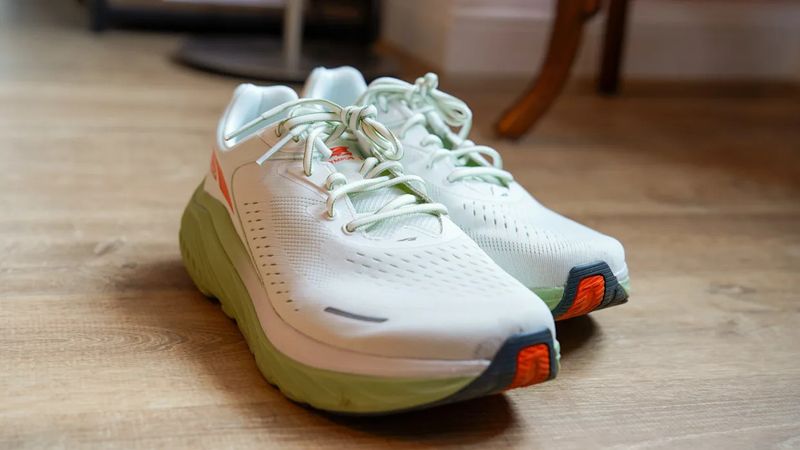 Altra VIA Olympus - Roomy Toe Box for Sensitive Feet