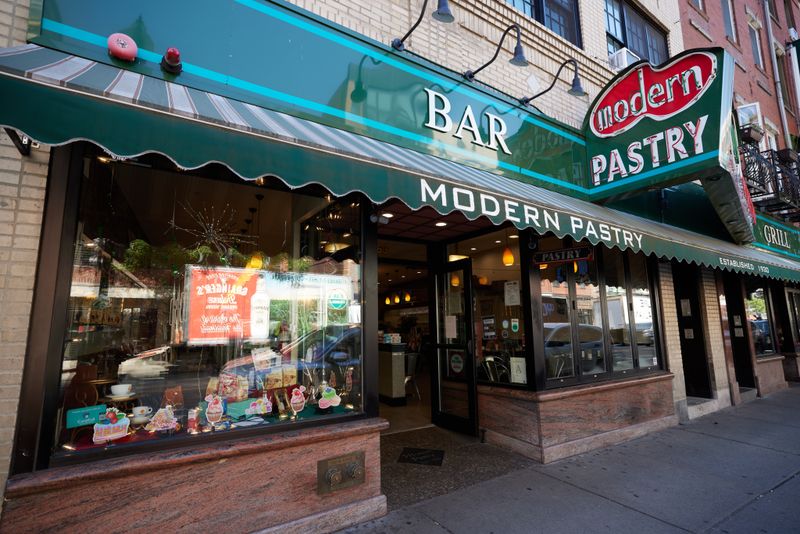 Modern Pastry