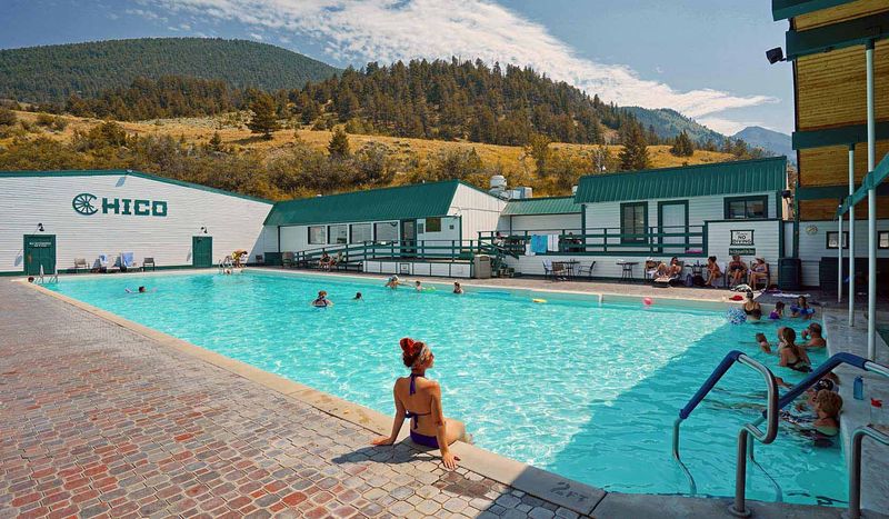 Chico Hot Springs (Paradise Valley)