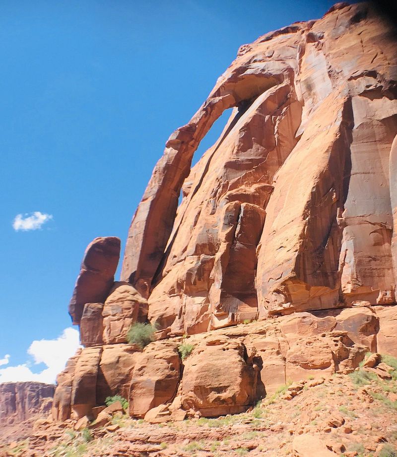 Jug Handle Arch — Along UT-279 (Potash Road)
