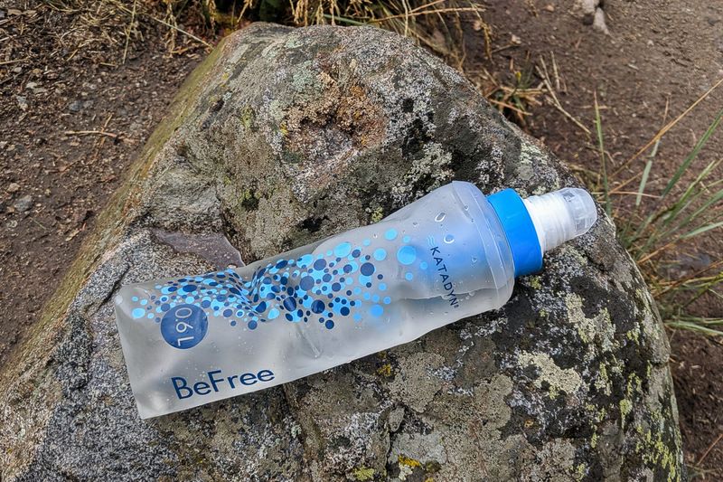 Collapsible Bottle with Built-in Water Filter