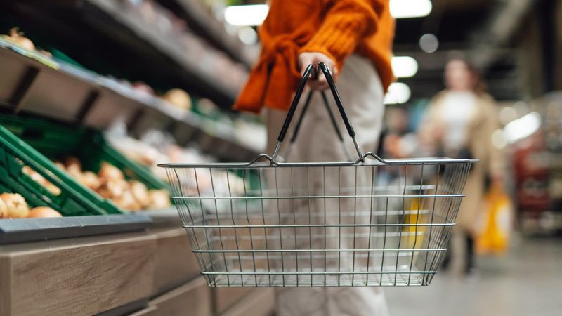 Grocery Stores for Cheap Meals