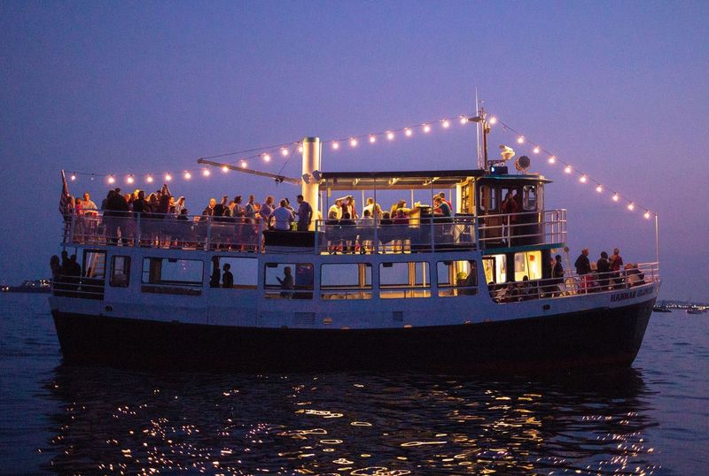 Mahi Harbor Cruises