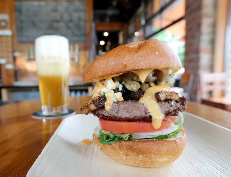 Perihelion Brewery - Beery Cheese Burger Brilliance