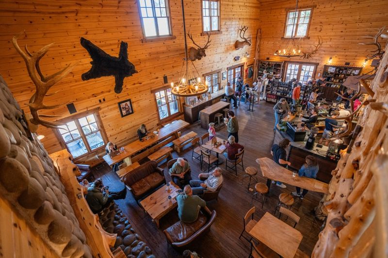Sisters Coffee Company: The Heart of Local Coffee Culture