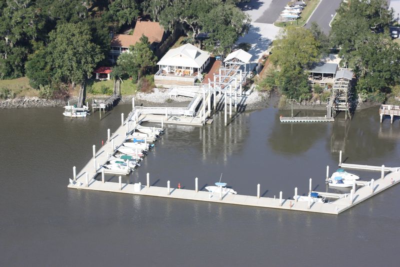 Coffee Bluff Marina