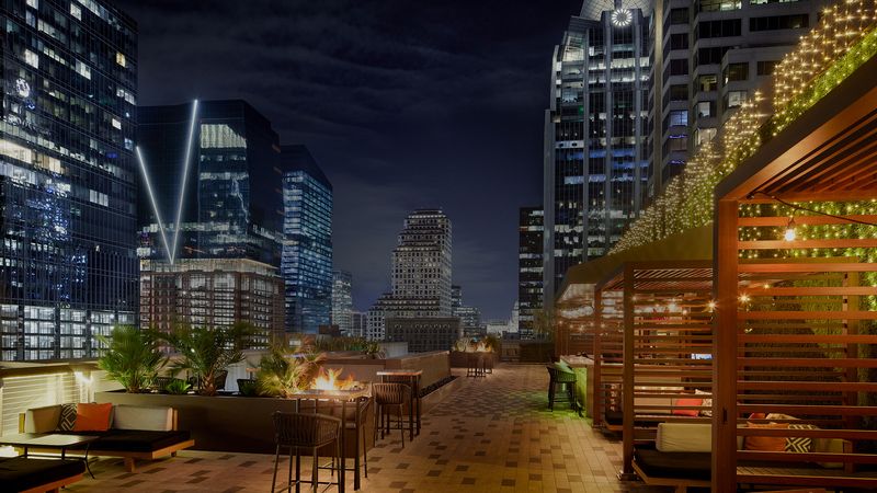 Edge Rooftop: DJ-Driven Hotspot for Night Owls