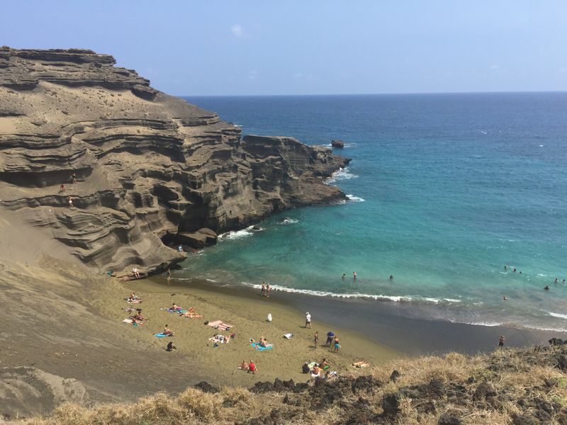 Na'alehu - Southernmost Bakery and Black Sand Beaches