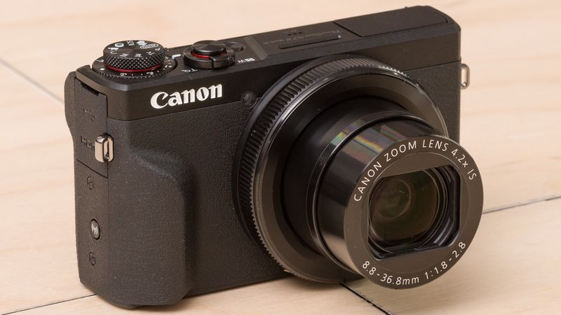 Canon PowerShot G7 X Mark III — creator-friendly compact