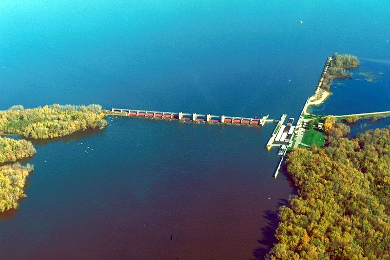 Explore Lock and Dam No. 13