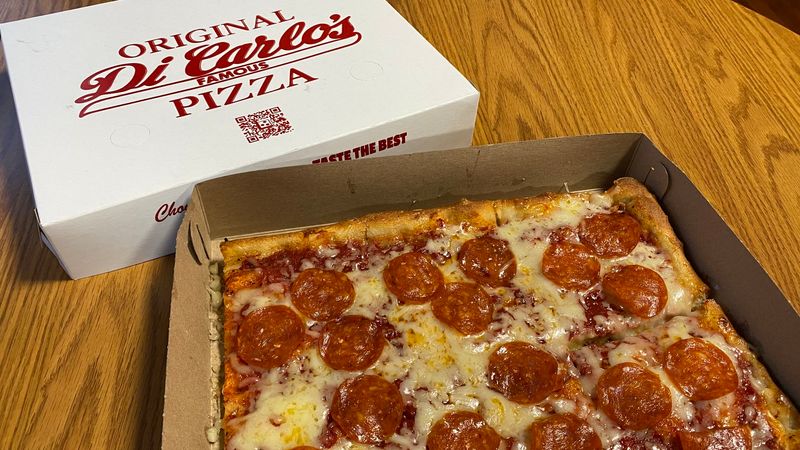 Ohio Valley-Style Pizza (Steubenville)