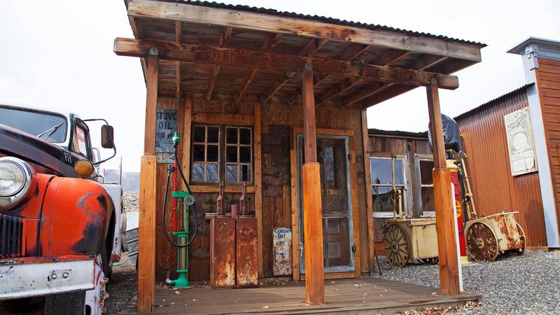 Midas Saloon & Dinner House – Midas