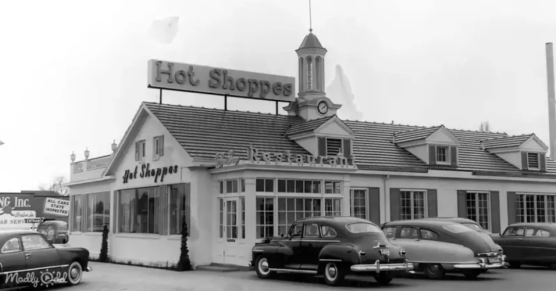 Hot Shoppes: Where 1950s Nostalgia Served Comfort Food