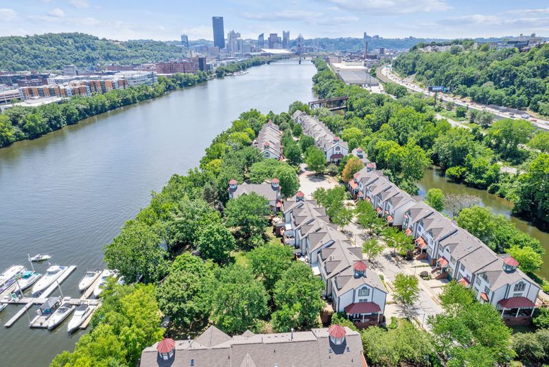 Washington's Landing - Hidden Island Retreat