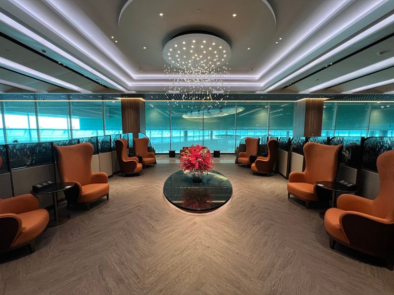 Singapore Airlines SilverKris Lounge – Changi Airport