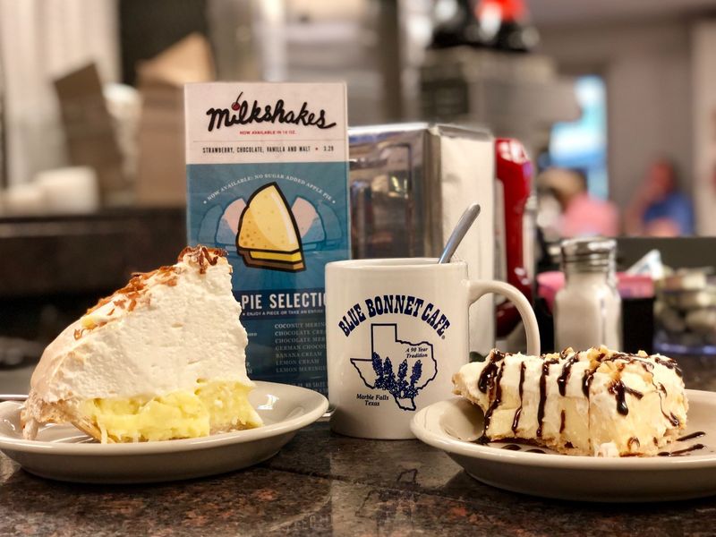 Blue Bonnet Café (Marble Falls)