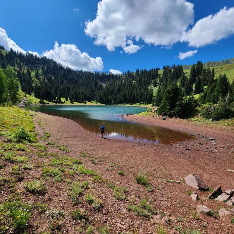 Desolation Lake (Big Cottonwood)