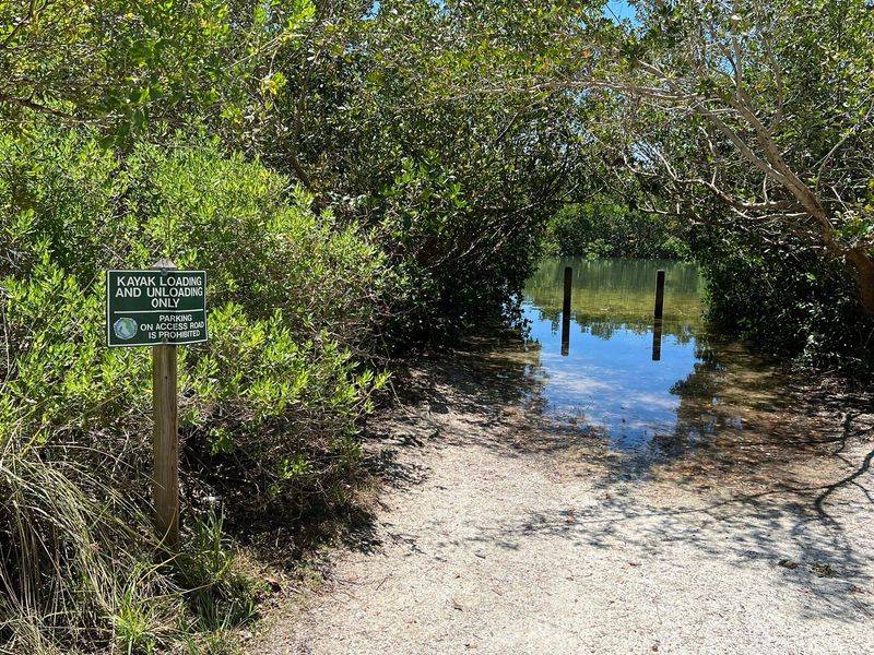 Navigate the Gottfried Creek to Ainger Creek Water Trail