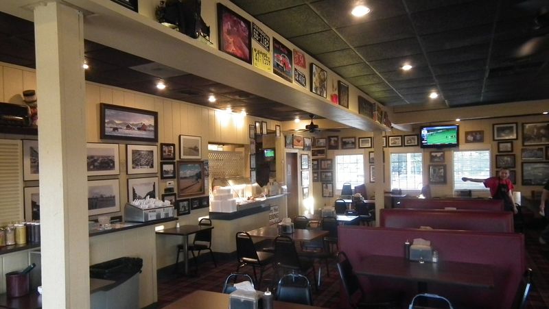 The Hickory Hut (Salina, KS)