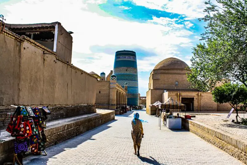 Overland the Silk Road, Uzbekistan