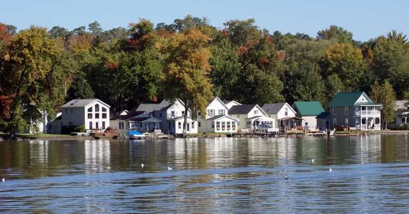 Explore Scenic Drives and Hidden Treasures