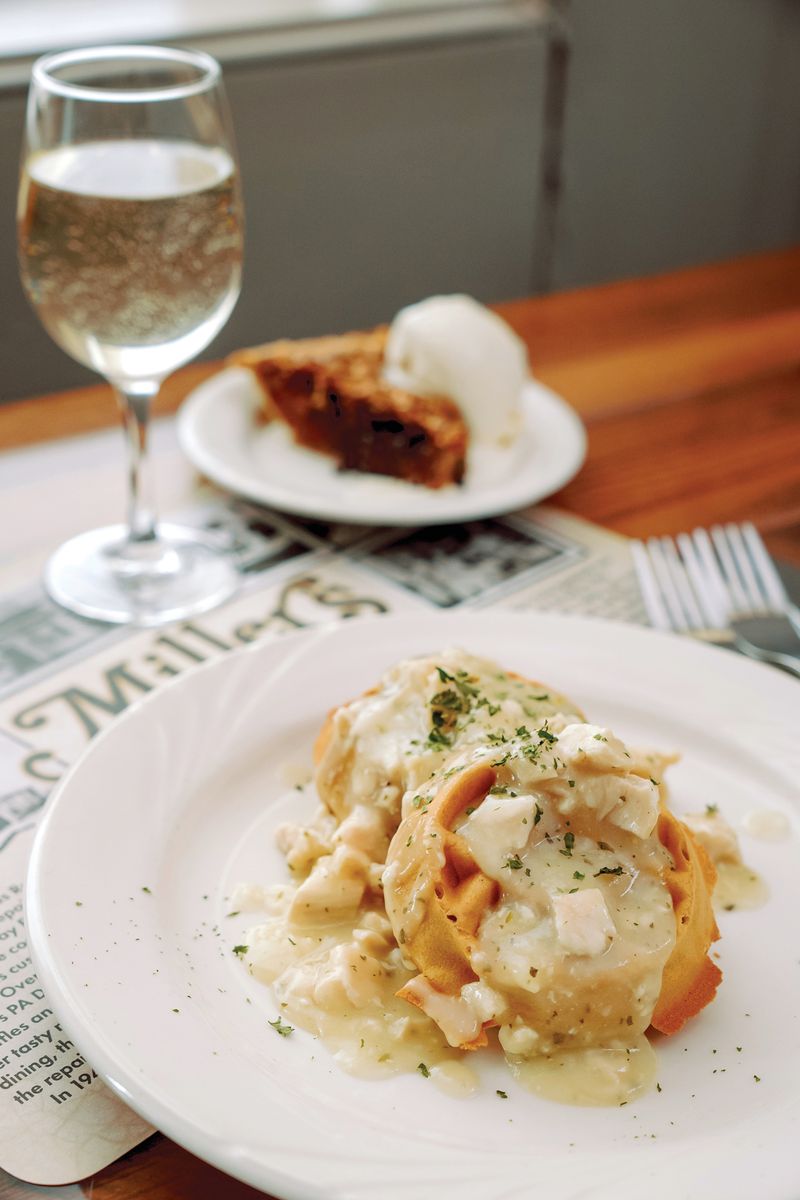 Miller's Smorgasbord Café – Ronks