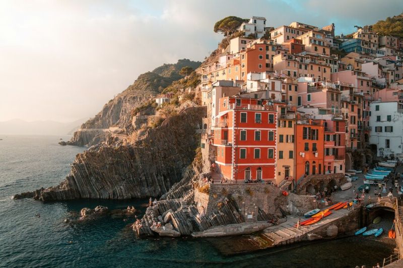 The Cliff-Clinging Fantasy: Riomaggiore (Cinque Terre)