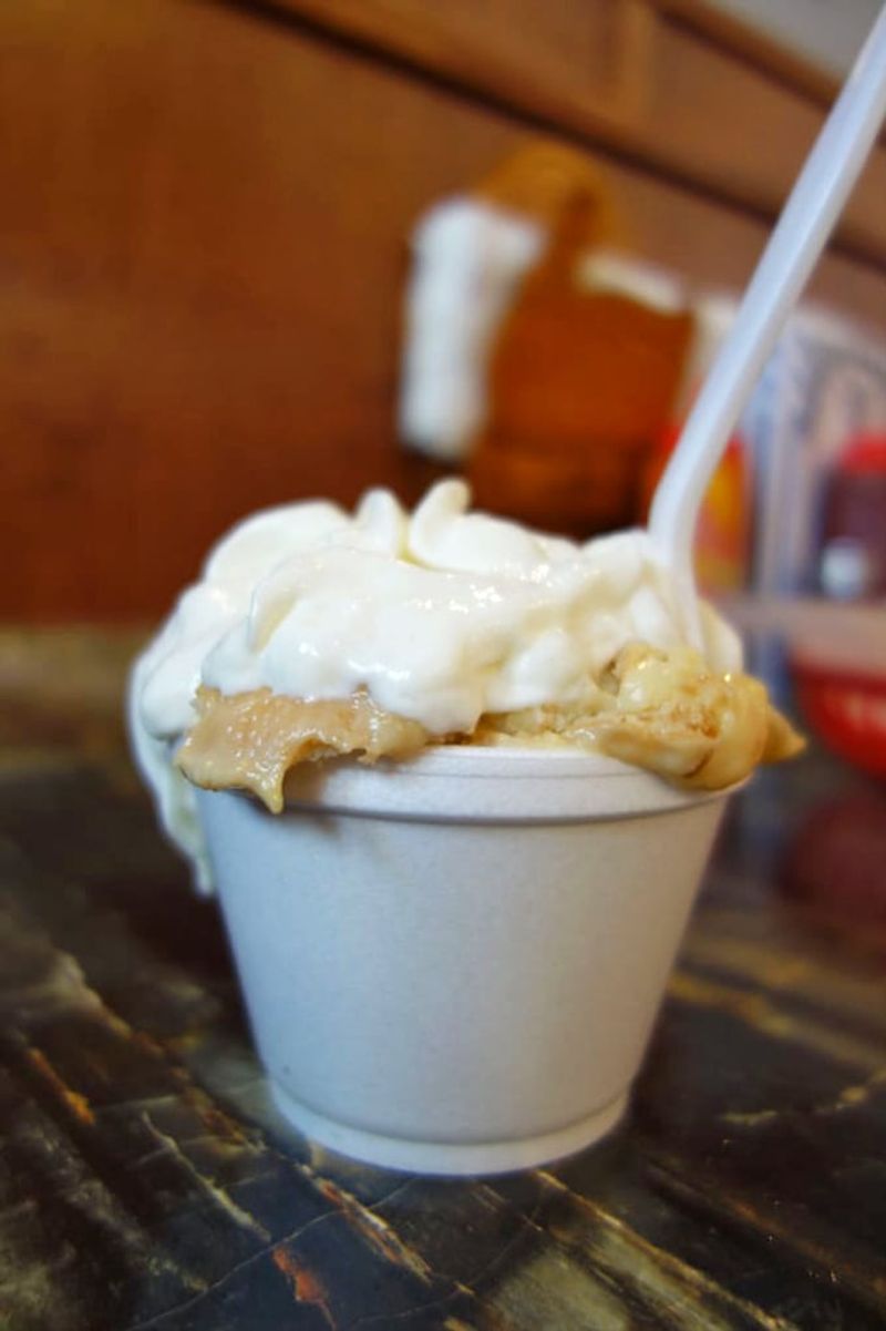 Banana Pudding and Rotating Pies for Dessert