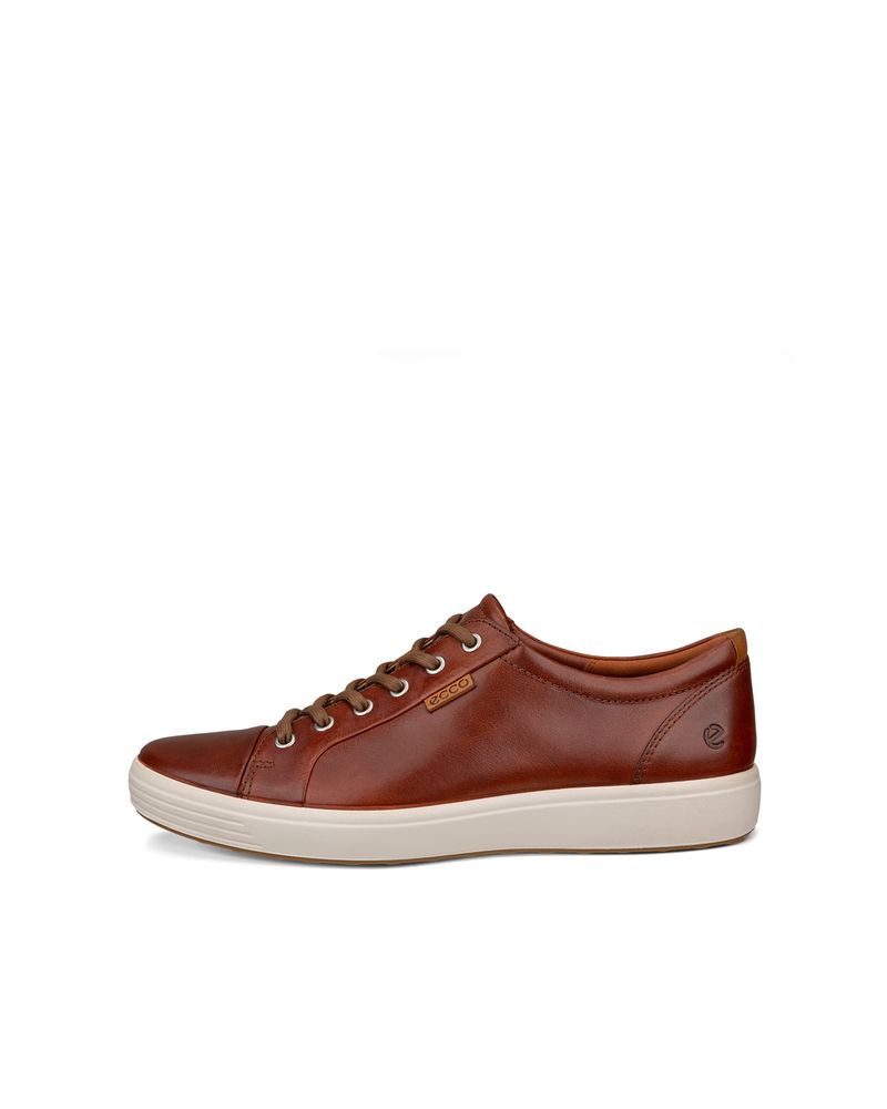 ECCO Soft 7 leather sneaker — dress-casual comfort for nicer dinners