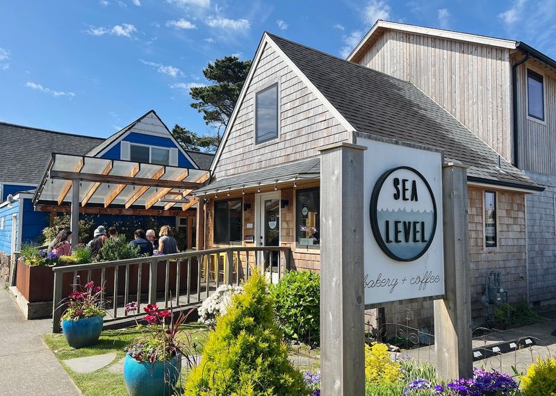 Sea Level Bakery + Coffee – Cannon Beach