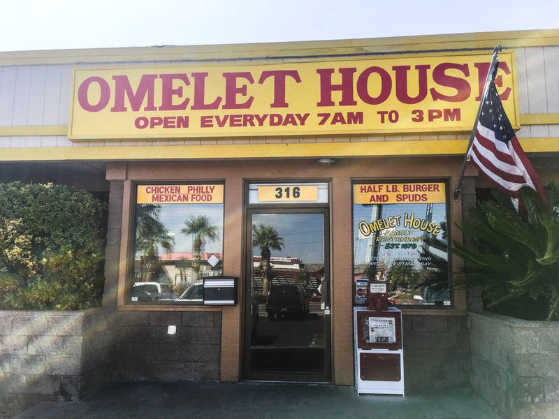 Omelet House of Henderson (Boulder Hwy at Lake Mead Pkwy)