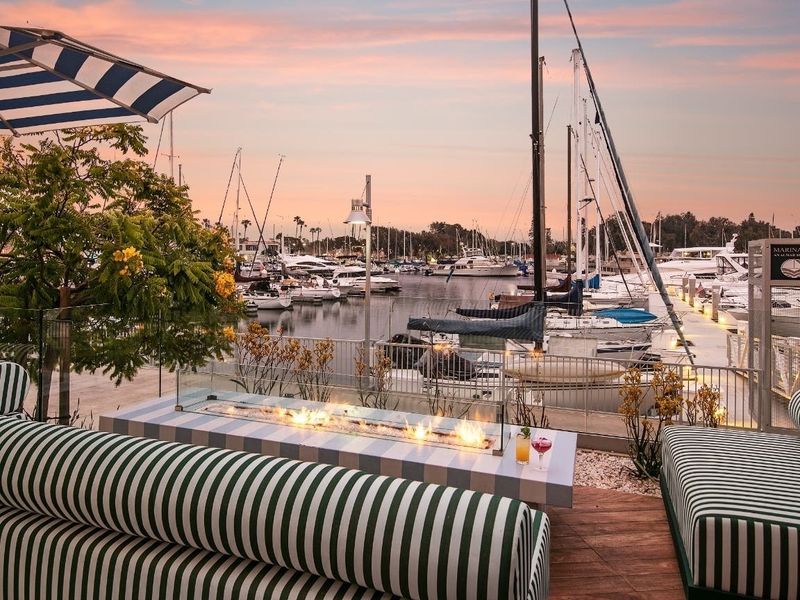Shooters Waterfront: Marina del Rey Yacht Spotting
