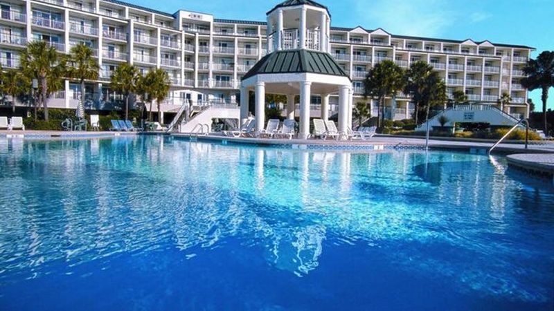 Relax in Luxury Resorts