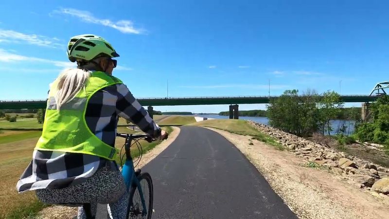 Wander the Great River Trail