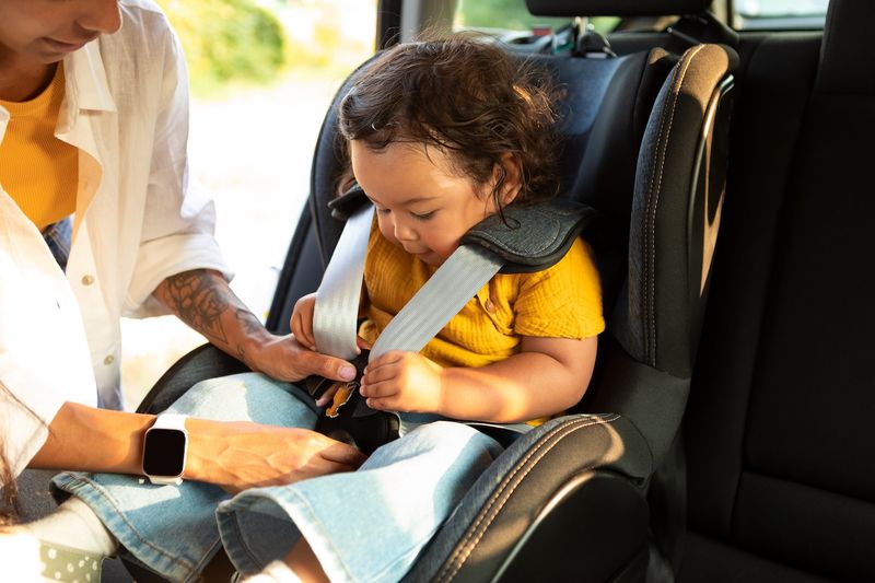 Car seats and driving between stops