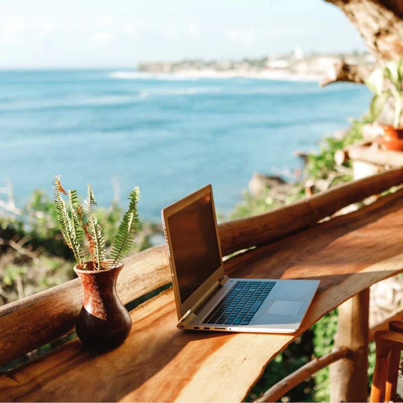 Workation Hybrid Stays (Remote Work + Vacation)