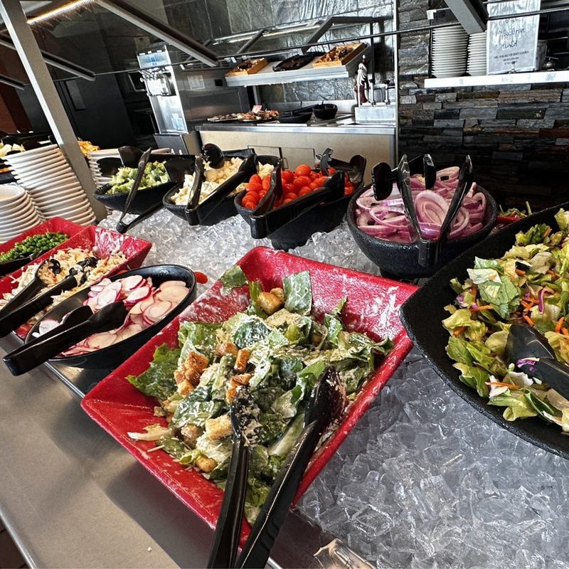 The Hill Buffet & Grill (Newport)