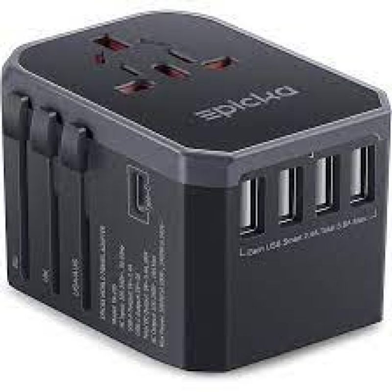 Epicka Universal Travel Adapter (classic)