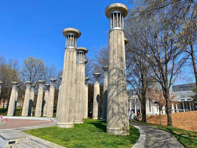 Bicentennial Capitol Mall State Park + Nashville Farmers' Market