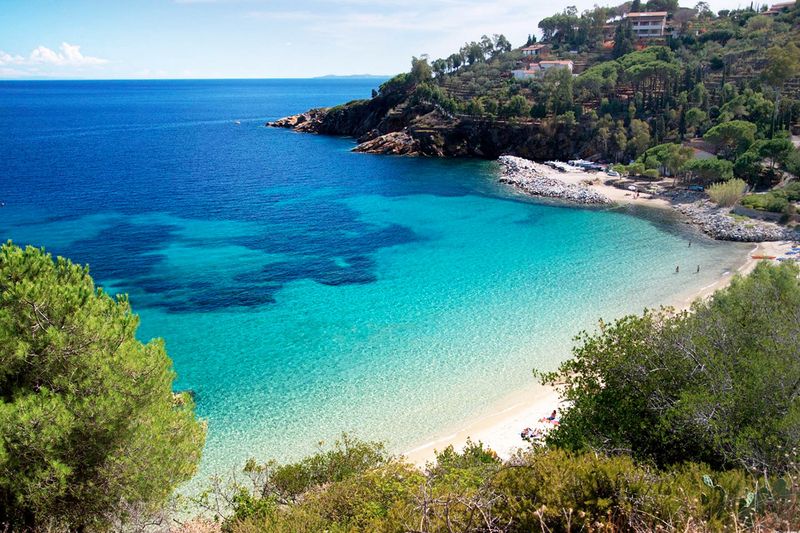 The Slow-Life Sanctuary: Isola del Giglio (Tuscany)