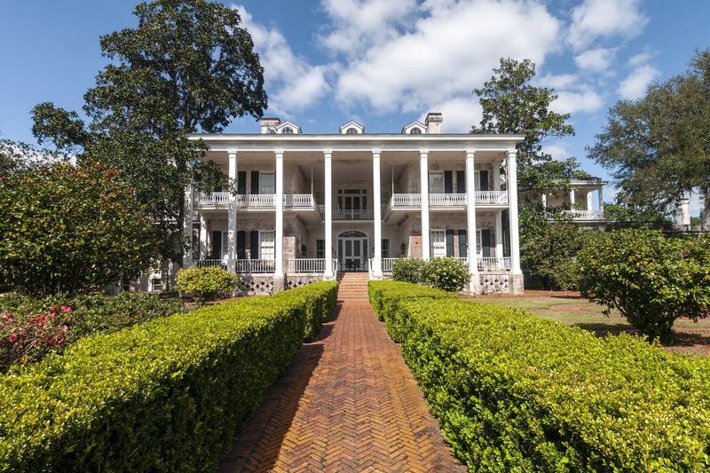 Pebble Hill Plantation Preserves Grandeur