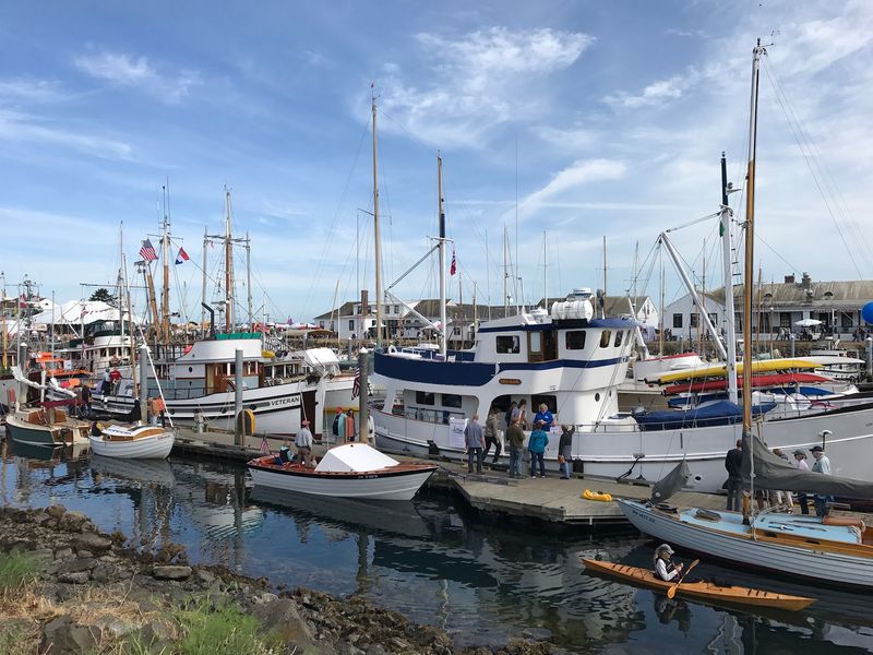 A Working Maritime Hub