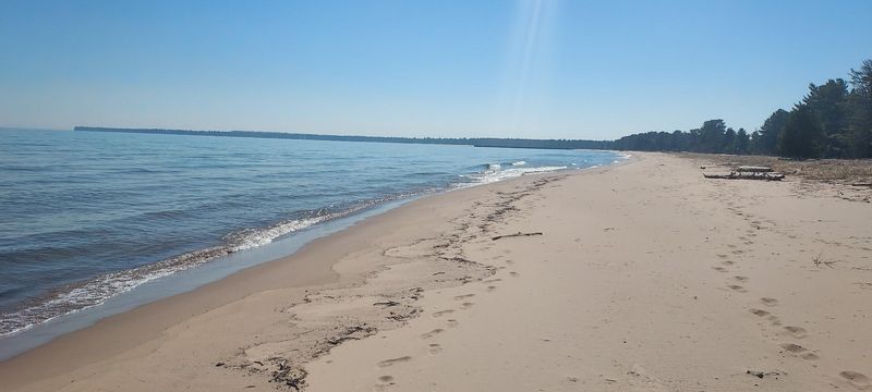 Bete Grise (“Singing Sand” Beach)