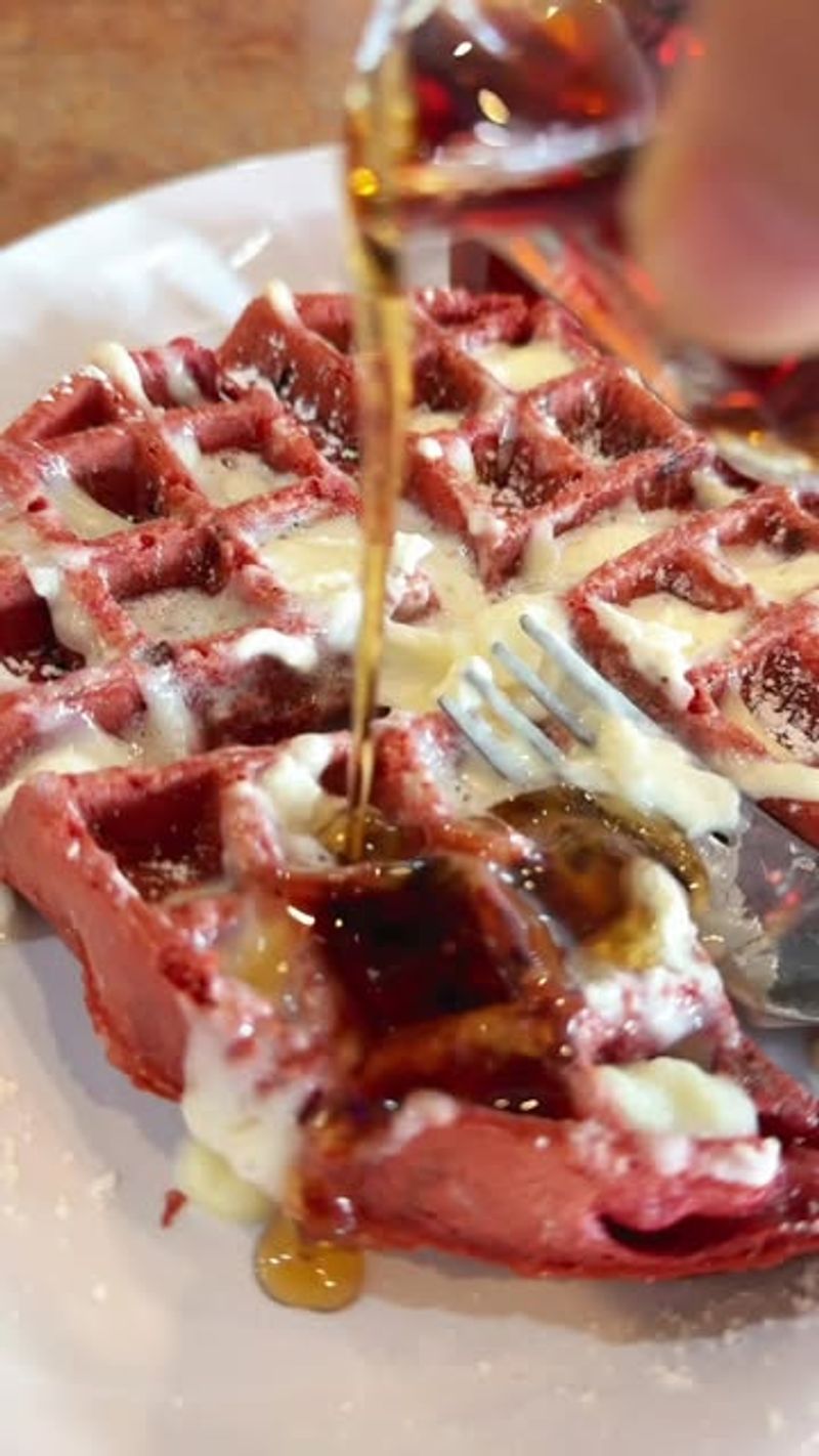 Johnny D's Waffles and Benedicts: Breakfast Wonderland with Chef Pedigree