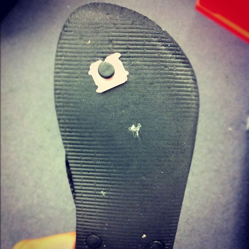 Bread Clips Fix Broken Flip-Flops