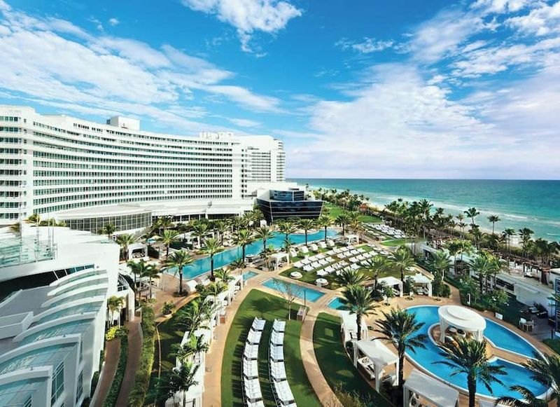 Fontainebleau Miami Beach - Iconic Resort with Matching Fees
