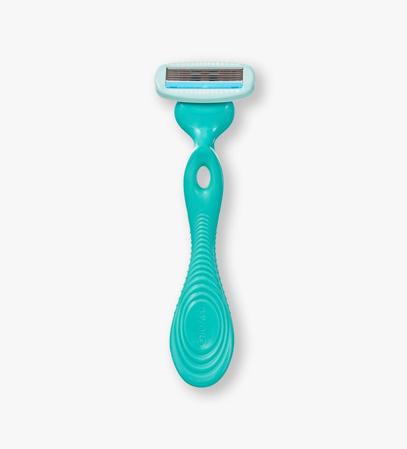 Tape Your Razor for TSA