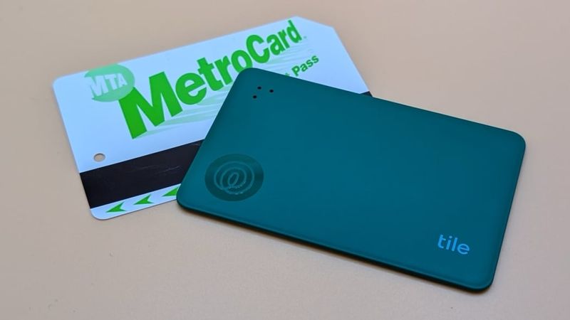 Tile Slim (Wallet/Passport Tracker)
