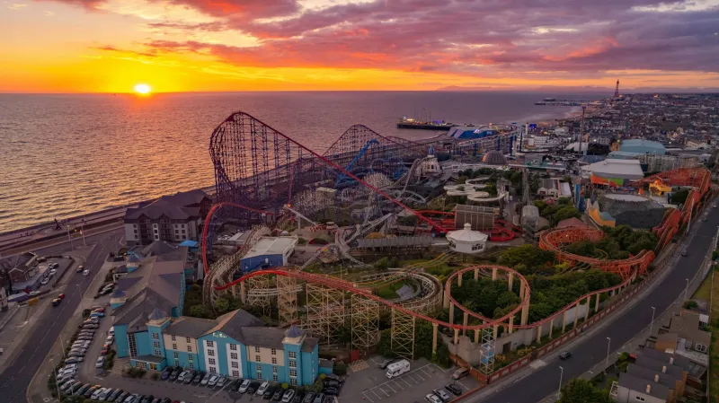 Blackpool Pleasure Beach (UK) – Opened 1896